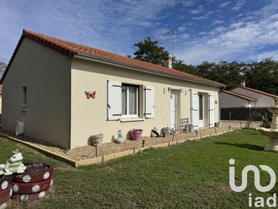 Maison - 97 m² - 6 pièces