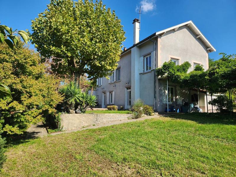 Maison - 176 m² - 7 pièces