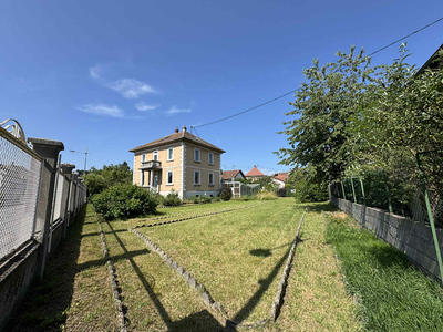 Maison - 132 m² - 6 pièces