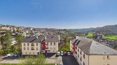 Appartement - 77 m² - 3 pièces