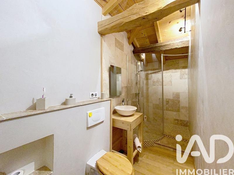 Maison - 210 m² - 6 pièces