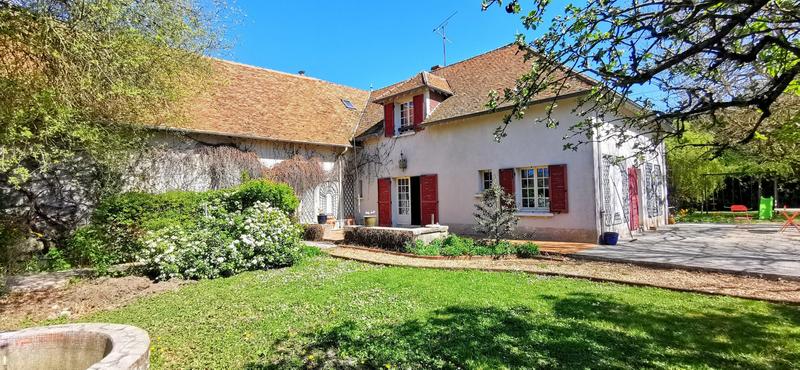 Viager - Maison ancienne - 224 m² - 7 pièces