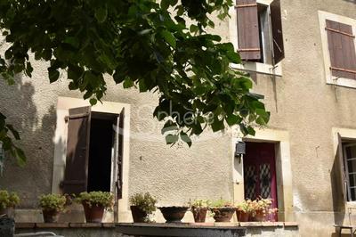 Maison - 175 m² - 9 pièces