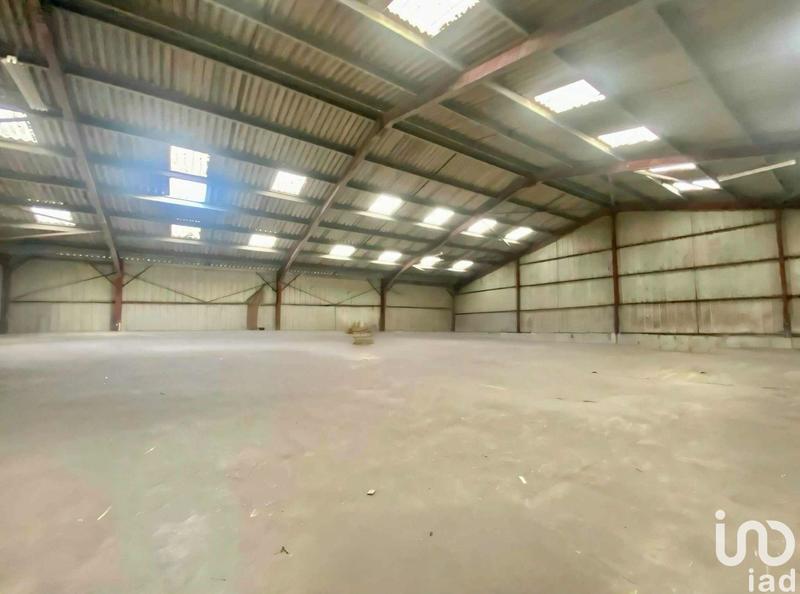 Local commercial - 1 408 m²