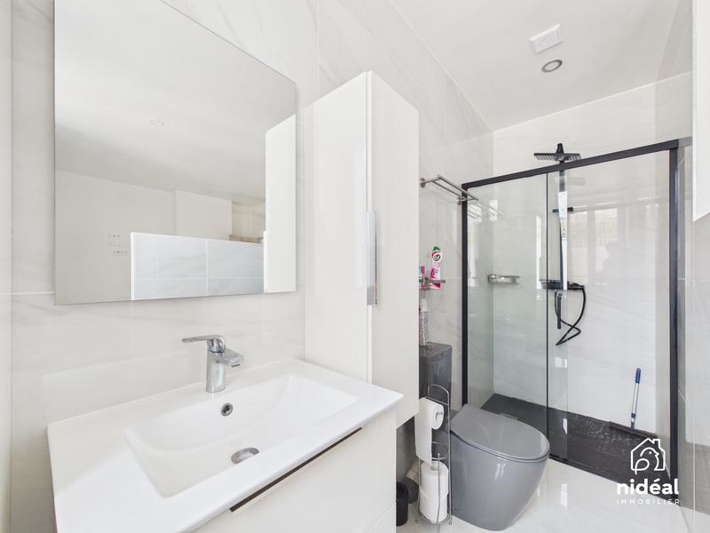 Maison - 104 m² - 4 pièces