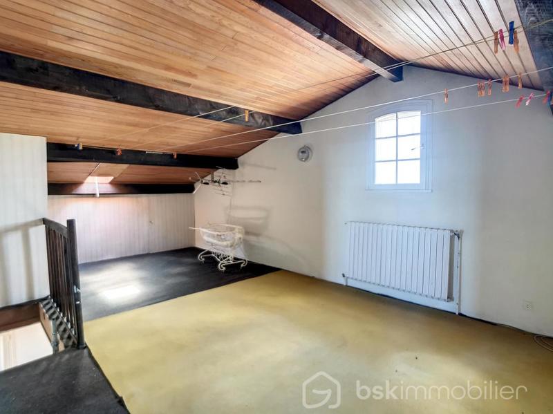 Maison ancienne - 206 m² - 7 pièces