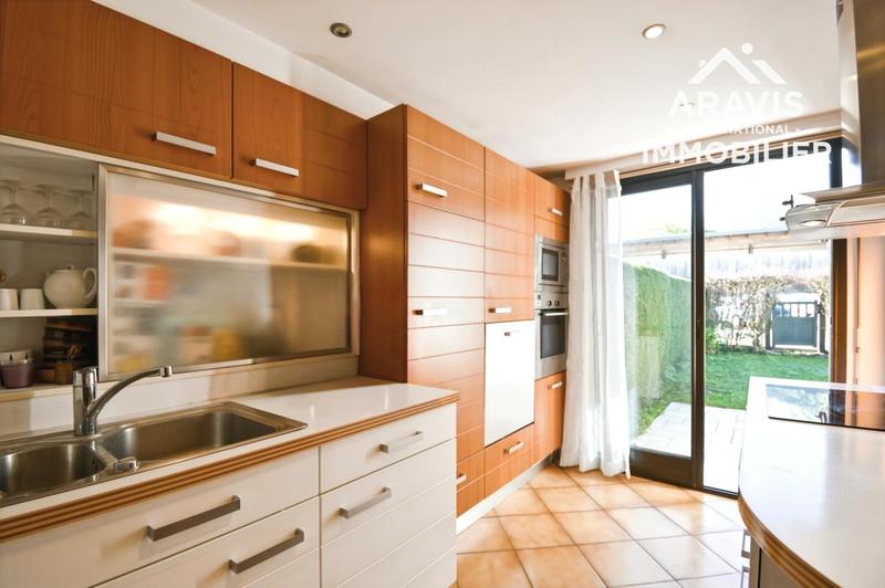 Maison - 111 m² - 3 pièces