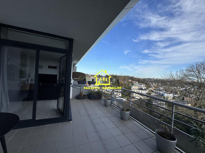 Appartement - 115 m² - 5 pièces