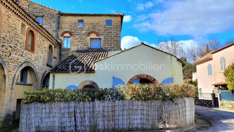 Maison en pierre - 65 m² - 3 pièces