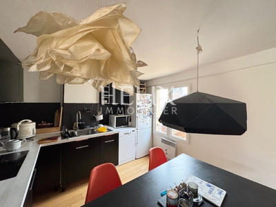 Appartement - 137 m² - 6 pièces