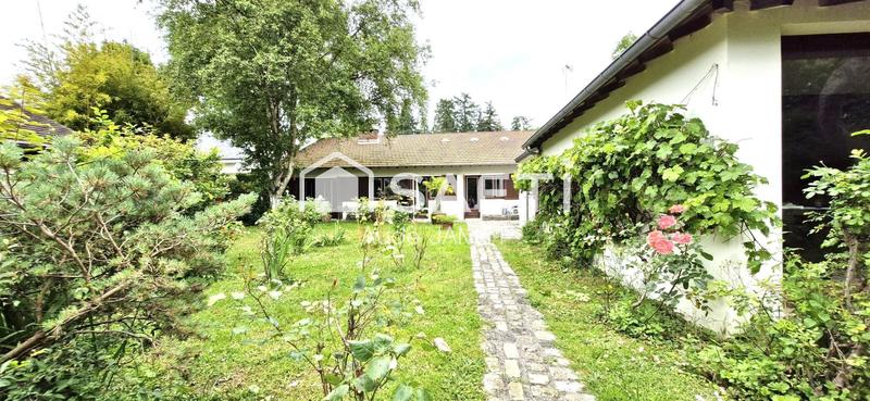 Maison - 165 m² - 10 pièces