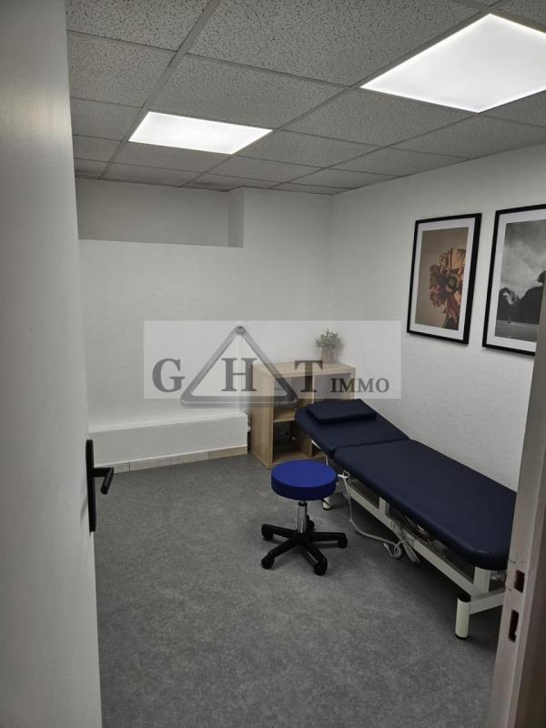 Local commercial - 151 m²