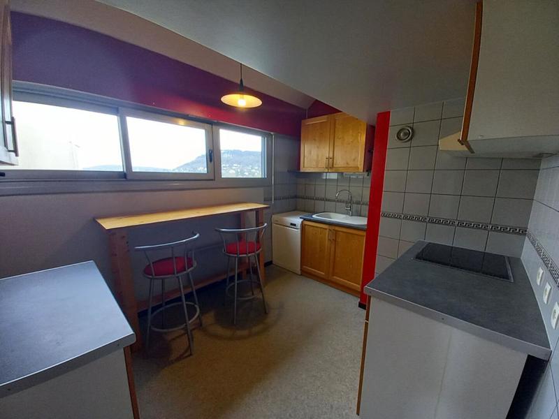 Appartement - 80 m² - 4 pièces