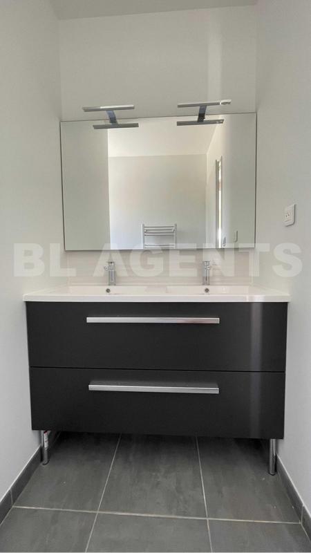 Maison traditionnelle - 114 m² - 6 pièces