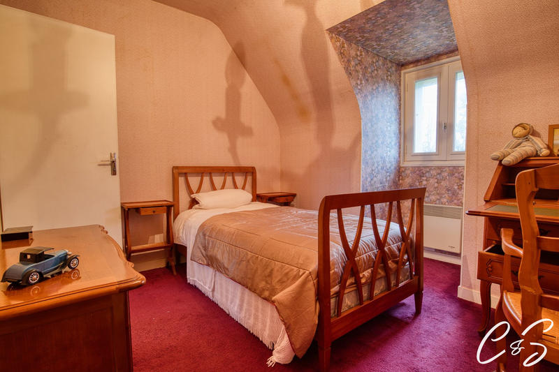 Maison - 162 m² - 6 pièces