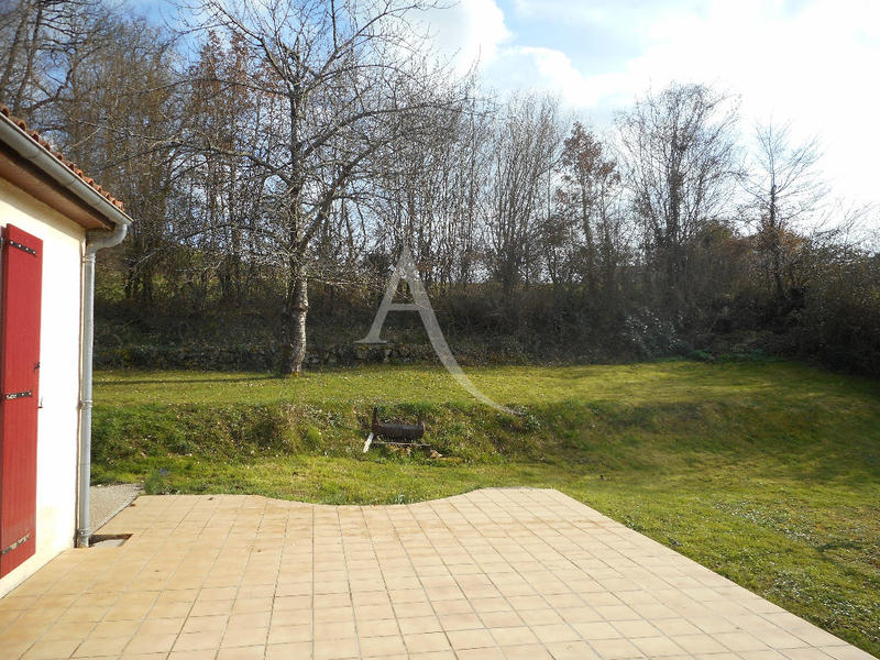 Maison - 93 m² - 5 pièces