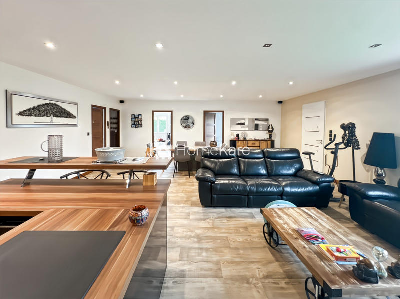 Maison - 130 m² - 5 pièces