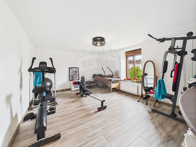 Corps de ferme - 262 m² - 6 pièces