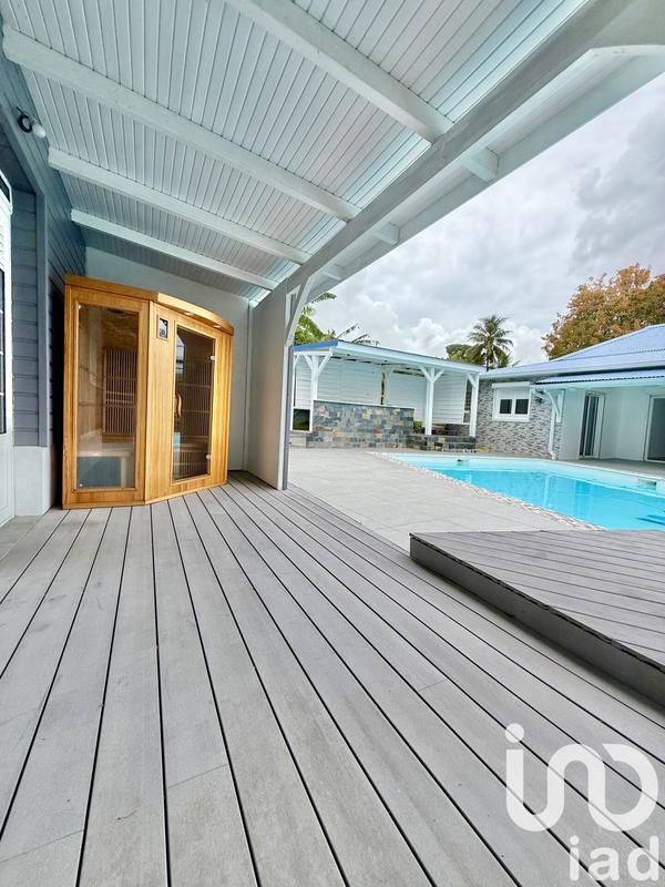 Maison - 180 m² - 5 pièces