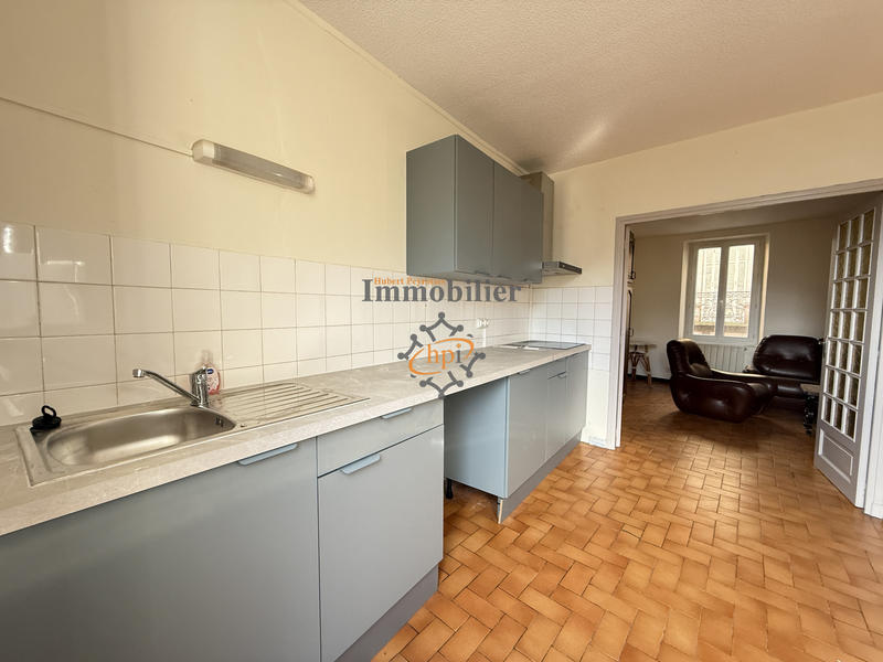 Maison de village - 110 m² - 5 pièces