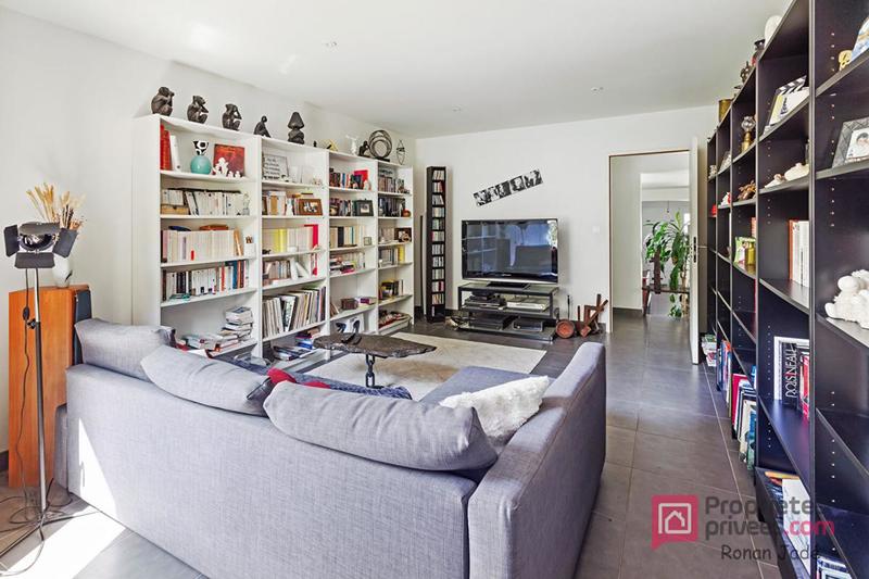 Maison - 220 m² - 8 pièces