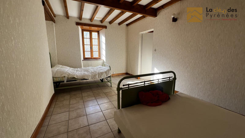 Maison traditionnelle - 180 m² - 6 pièces