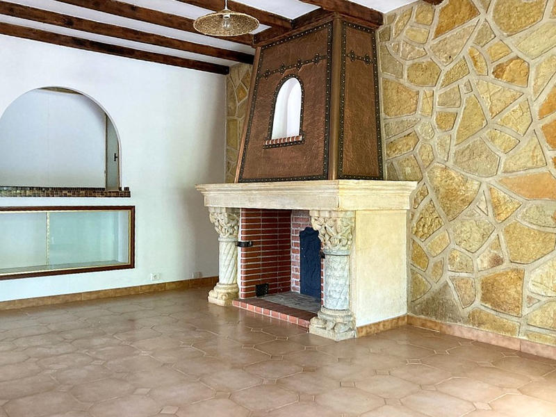 Maison - 165 m² - 8 pièces