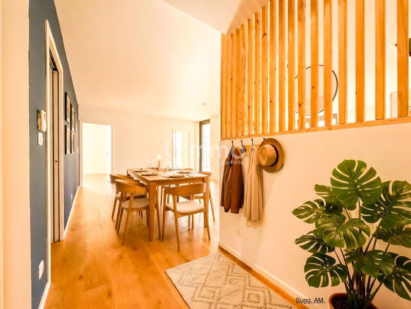 Appartement - 87 m² - 3 pièces