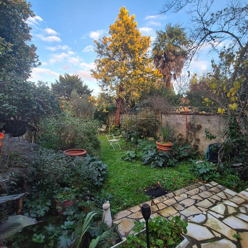 Maison - 203 m² - 8 pièces