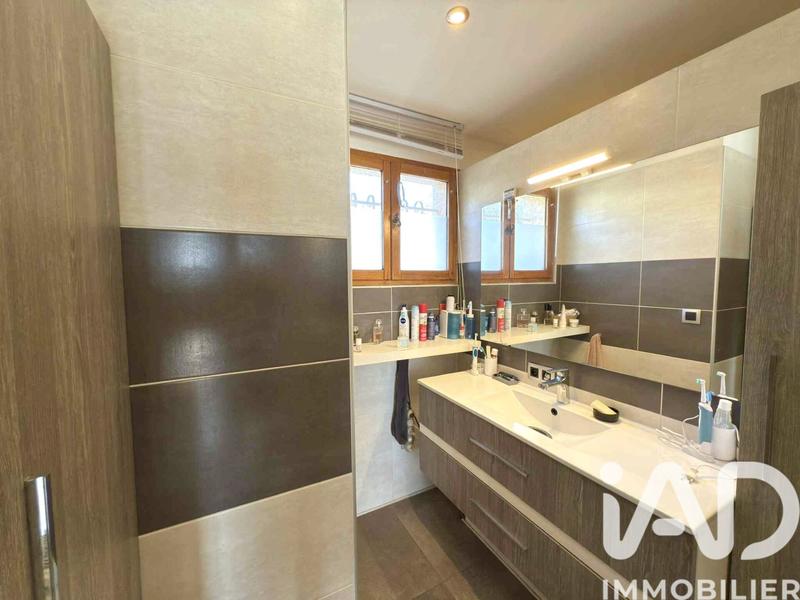 Maison - 168 m² - 6 pièces