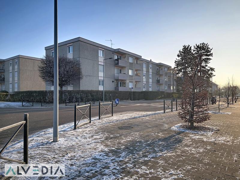 Appartement - 95 m² - 4 pièces