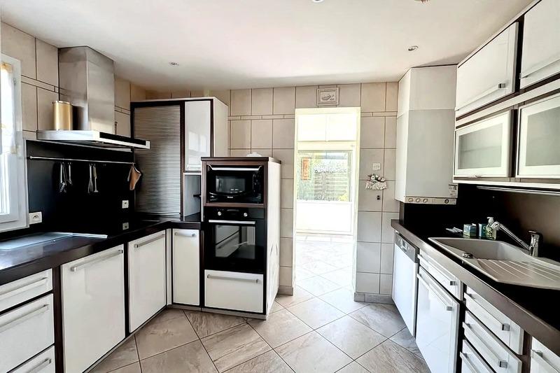 Maison - 114 m² - 5 pièces