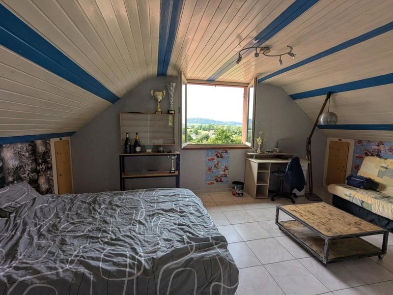 Maison - 152 m² - 6 pièces