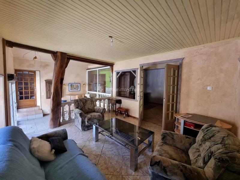 Maison - 143 m² - 5 pièces