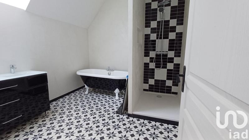 Maison - 198 m² - 6 pièces