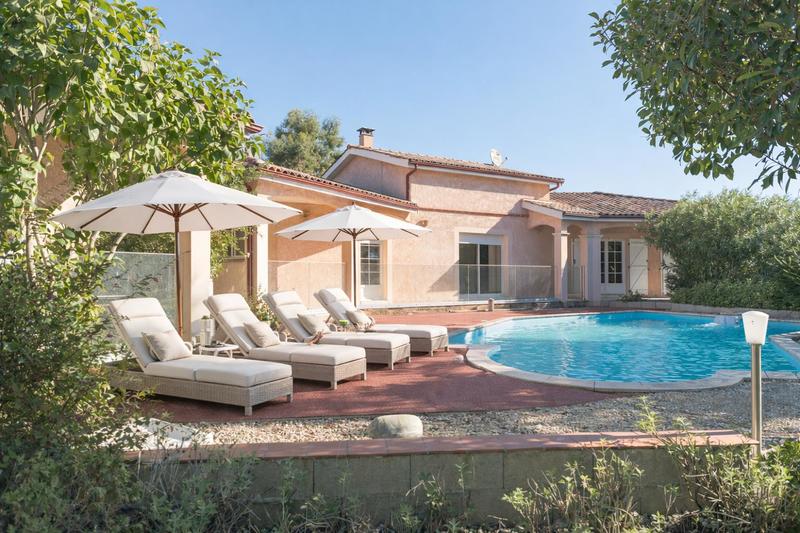 Maison contemporaine - 160 m² - 6 pièces