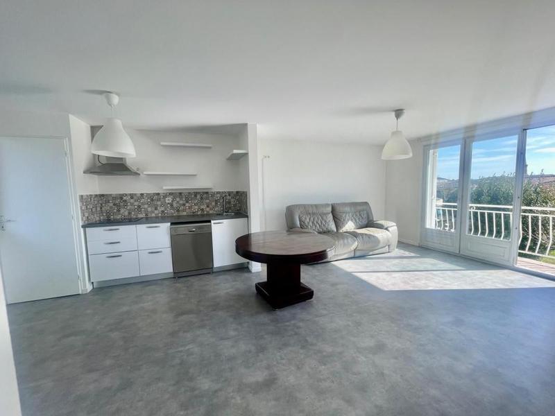 Appartement - 74 m² - 4 pièces