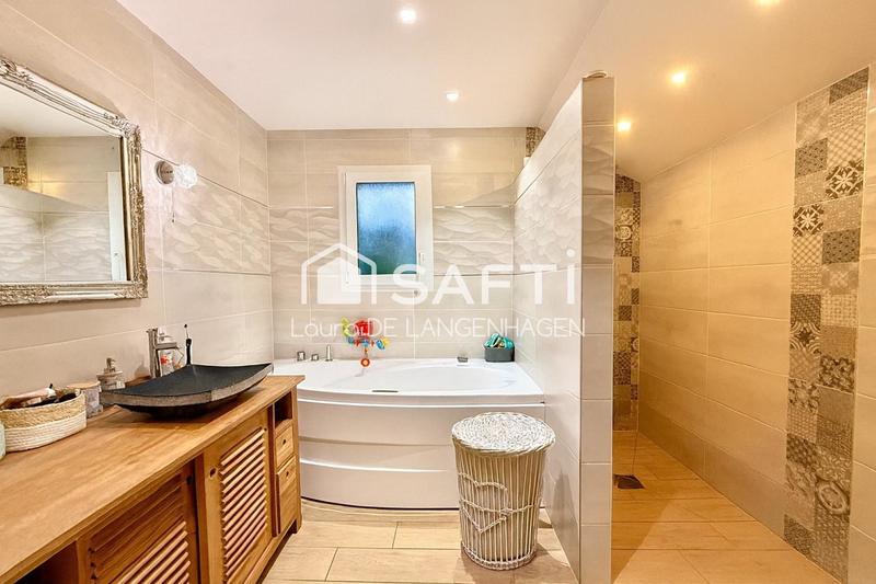 Maison - 123 m² - 5 pièces