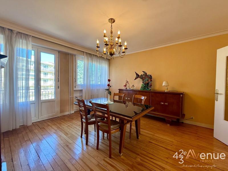 Appartement - 64 m² - 3 pièces