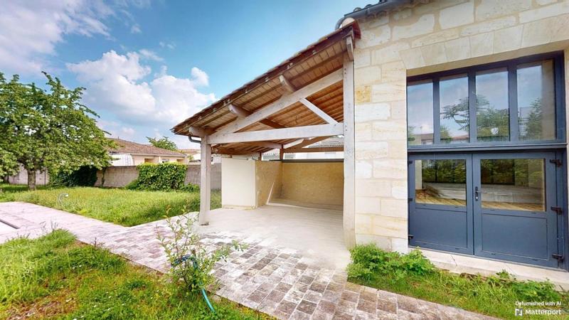 Maison - 307 m² - 8 pièces