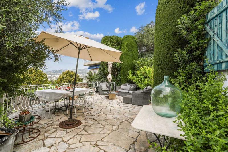 Villa - 168 m² - 6 pièces