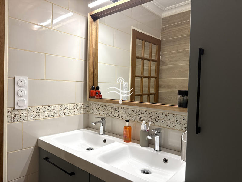 Appartement - 70 m² - 4 pièces