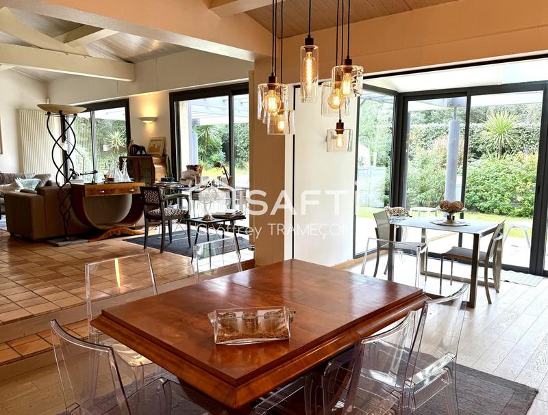 Villa - 230 m² - 7 pièces