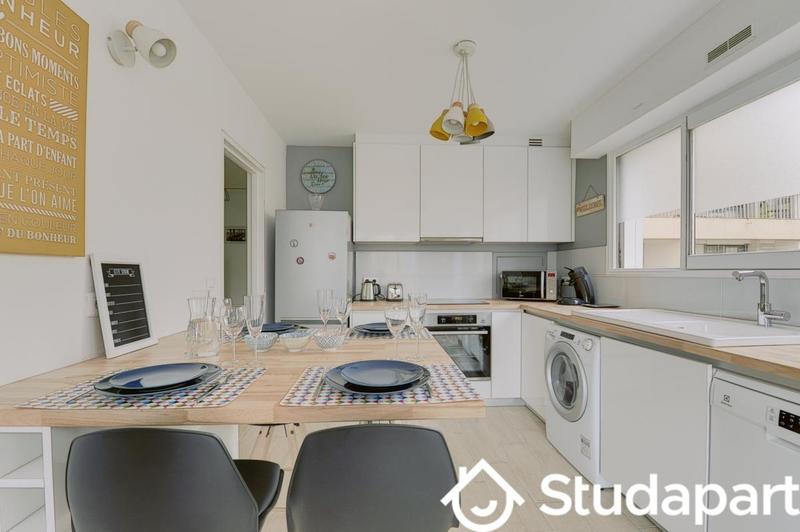 Chambre - 13 m² - 1 pièce