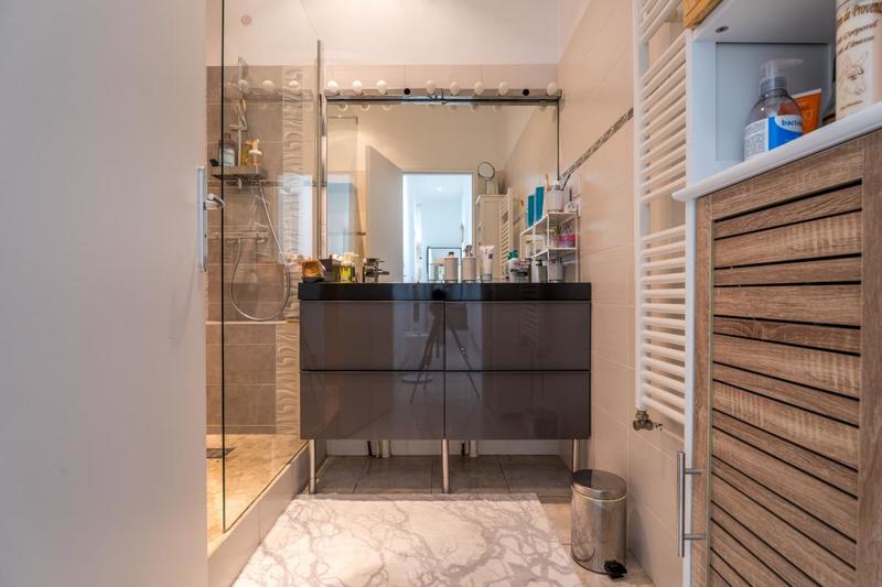 Appartement - 111 m² - 4 pièces