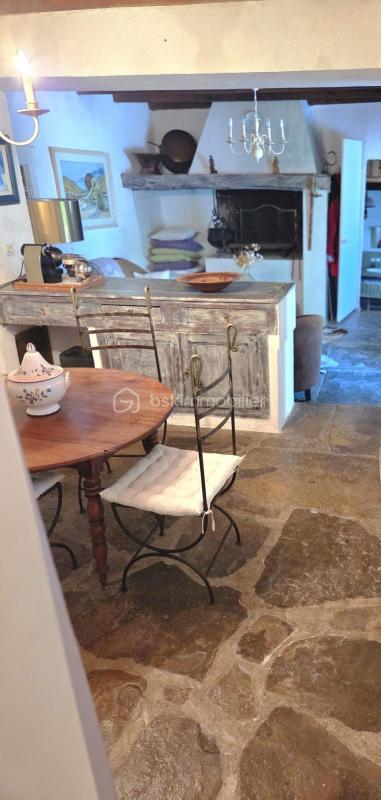 Mas - 210 m² - 10 pièces