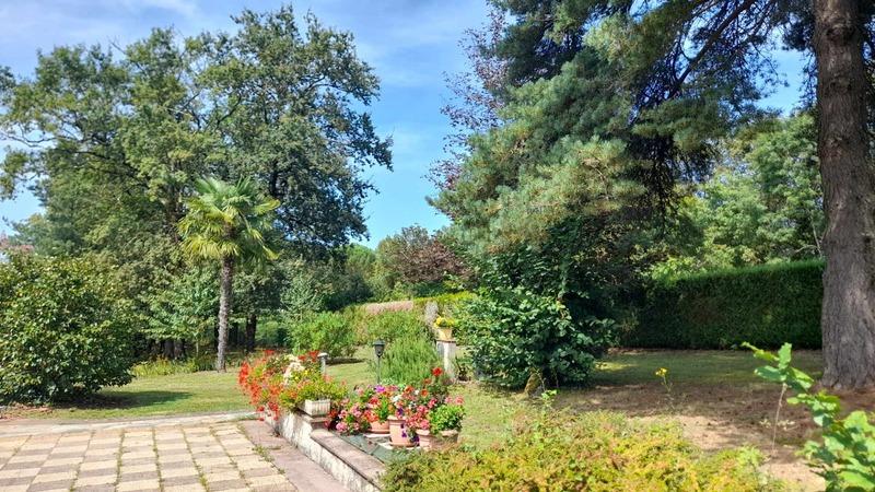 Maison de campagne - 275 m² - 8 pièces