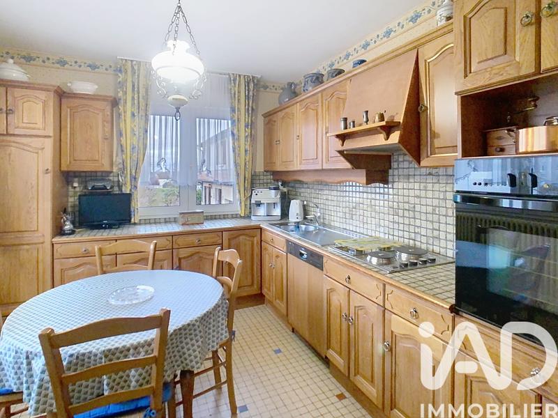 Maison - 128 m² - 7 pièces