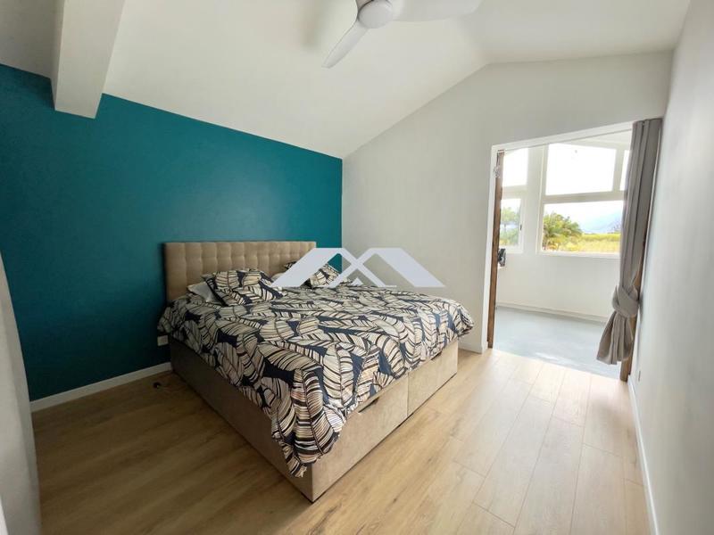 Maison - 230 m² - 7 pièces