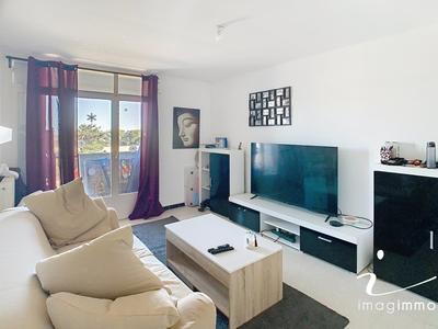 Appartement - 57 m² - 2 pièces